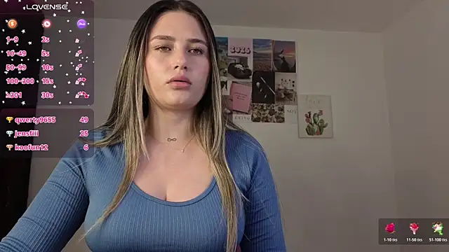 Snapshot of Veronika__Winslow_ chatting on April 4, 2026, 7:48 am Veronika Winslow online show from April 4, 2026, 7:48 am