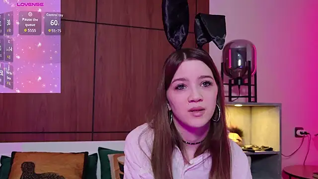 Alison kisss online show from April 3, 2026, 5:30 pm