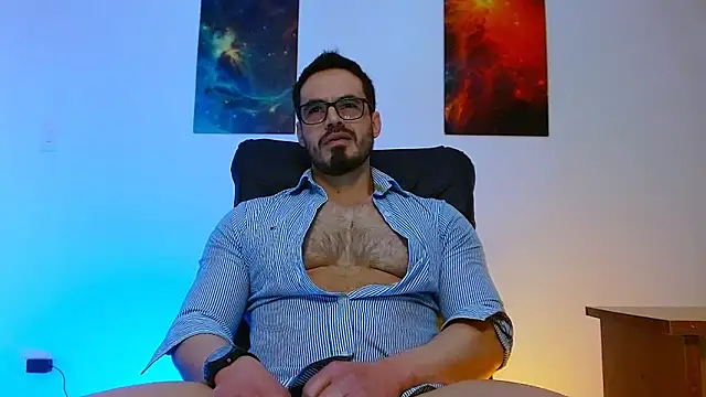 Axel Lover online show from December 3, 2025, 12:23 am