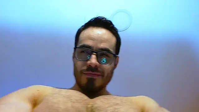 Axel Lover online show from November 20, 2025, 12:33 am