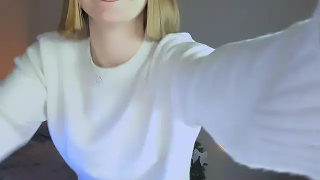 LaraKrein lk online show from December 16, 2025, 1:37 pm