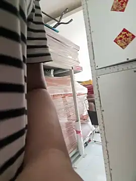 sharon-Hanna online show from September 19, 2025, 1:31 am