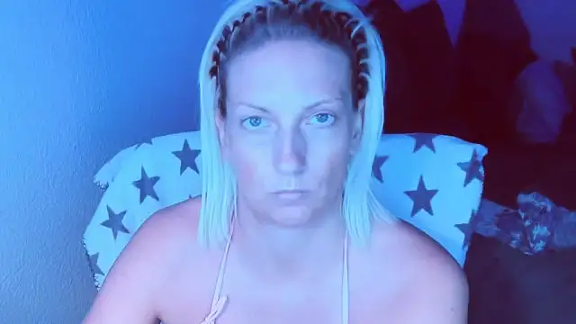 SexyJulia21 online show from June 30, 2026, 4:34 am