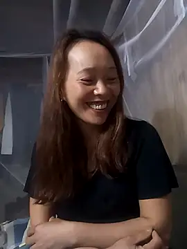 Bianly online show from October 7, 2025, 3:51 am