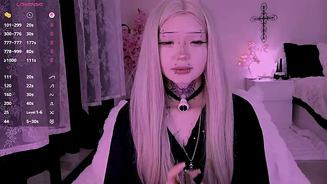 Snapshot of Lein_Bone chatting on March 7, 2026, 12:06 am Lein Bone online show from March 7, 2026, 12:06 am