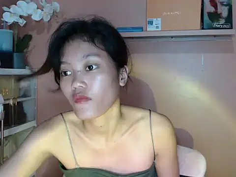 skinny gracie online show from September 27, 2025, 12:55 pm