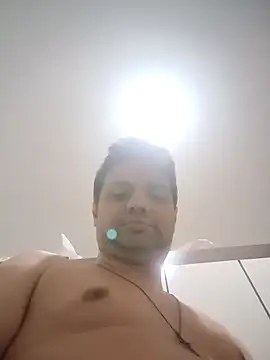 Crocante Hot online show from November 11, 2025, 10:04 pm