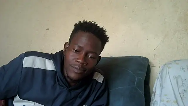 Snapshot of FeeingSplicing chatting on November 17, 2025, 12:53 pm FeeingSplicing online show from November 17, 2025, 12:53 pm