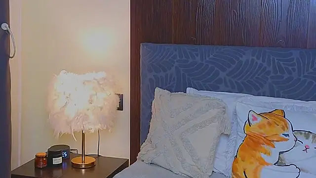 Snapshot of LeeAmy chatting on October 19, 2025, 6:32 pm LeeAmy online show from October 19, 2025, 6:32 pm