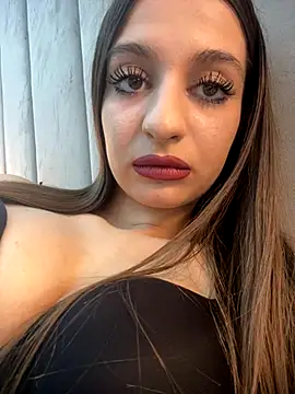 Anyssia online show from November 3, 2025, 7:24 am