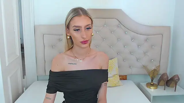Snapshot of NatalieSensual chatting on May 26, 2026, 8:56 am NatalieSensual online show from May 26, 2026, 8:56 am