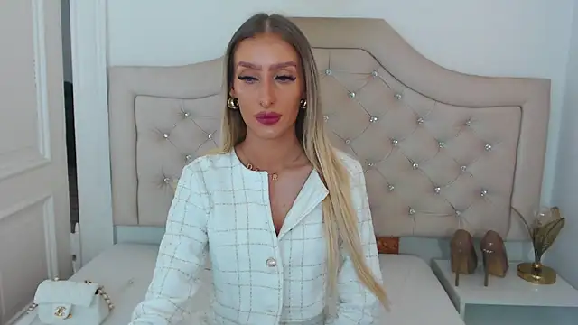 Snapshot of NatalieSensual chatting on March 8, 2026, 9:34 am NatalieSensual online show from March 8, 2026, 9:34 am