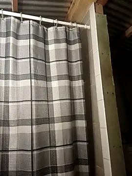 ShawnandDani7074 online show from March 19, 2026, 10:26 am