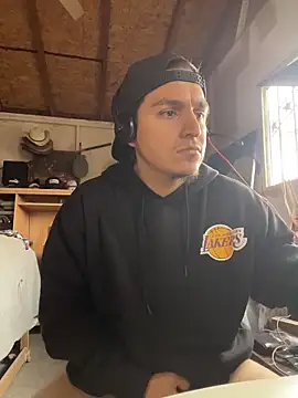 Snapshot of Shankortiz chatting on February 10, 2026, 4:06 pm Shankortiz online show from February 10, 2026, 4:06 pm