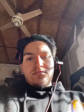 Snapshot of Shankortiz chatting on February 2, 2026, 5:34 pm Shankortiz online show from February 2, 2026, 5:34 pm