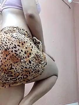 Snapshot of Hot-rima chatting on October 11, 2025, 7:20 am Hot-rima online show from October 11, 2025, 7:20 am