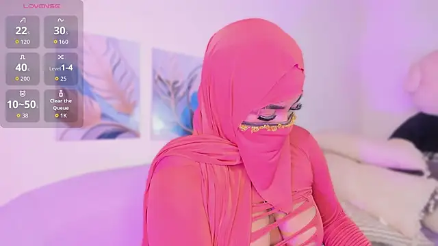 Snapshot of yasmin_elite chatting on February 13, 2026, 10:37 am yasmin elite online show from February 13, 2026, 10:37 am