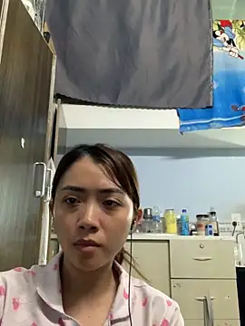 Snapshot of Minee1202 chatting on April 8, 2026, 1:07 am Minee1202 online show from April 8, 2026, 1:07 am