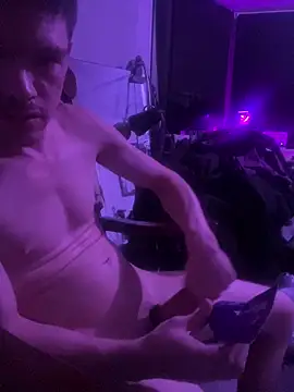 SalemStratton online show from October 6, 2025, 3:51 am