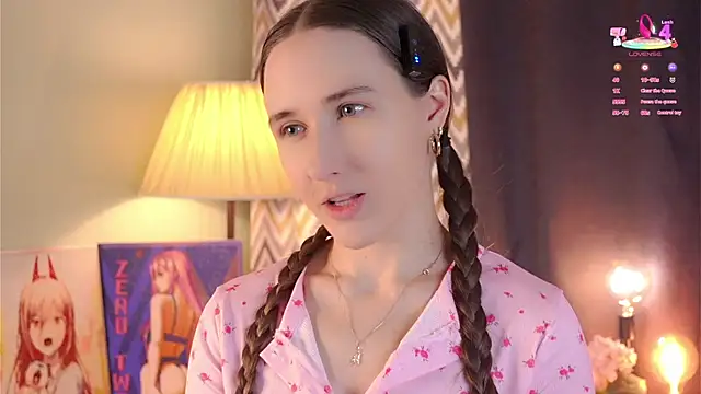 Snapshot of MaudAle chatting on October 14, 2025, 1:06 am MaudAle online show from October 14, 2025, 1:06 am