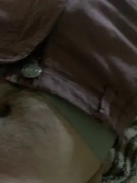 Snapshot of MuzzyFacing chatting on September 11, 2025, 11:21 am MuzzyFacing online show from September 11, 2025, 11:21 am