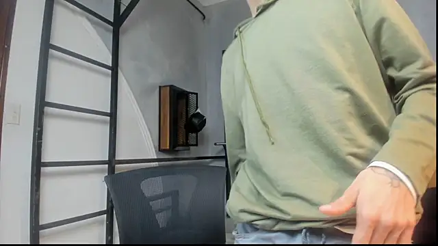 Dani mc1 online show from November 12, 2025, 11:36 am