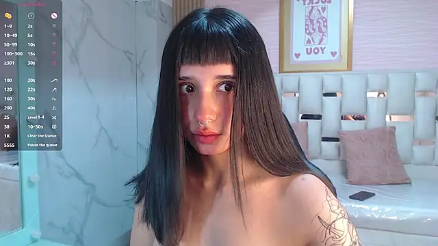 Snapshot of allyssa_bellini_s chatting on November 5, 2025, 8:56 pm allyssa bellini s online show from November 5, 2025, 8:56 pm