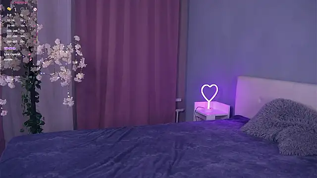 Snapshot of AccaCroyle chatting on February 27, 2026, 5:35 pm AccaCroyle online show from February 27, 2026, 5:35 pm