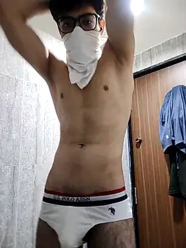 Snapshot of mrmasseur06 chatting on September 30, 2025, 7:53 pm mrmasseur06 online show from September 30, 2025, 7:53 pm