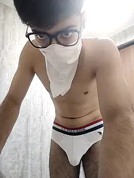 Snapshot of mrmasseur06 chatting on October 6, 2025, 7:47 pm mrmasseur06 online show from October 6, 2025, 7:47 pm