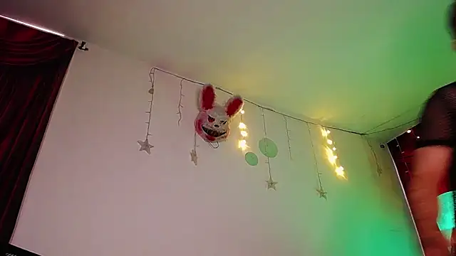 Snapshot of Noha_Lux chatting on October 3, 2025, 12:39 pm Noha Lux online show from October 3, 2025, 12:39 pm