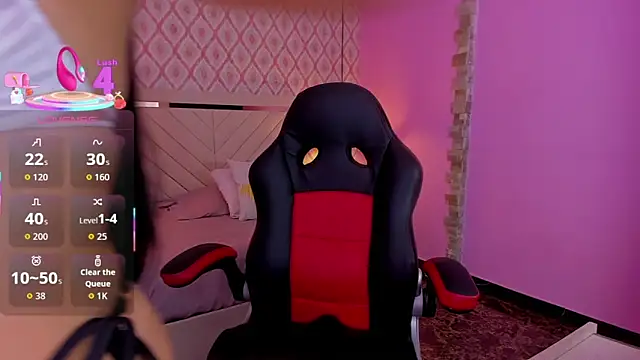 Snapshot of ALANA_WATSONN chatting on October 21, 2025, 12:37 pm ALANA WATSONN online show from October 21, 2025, 12:37 pm