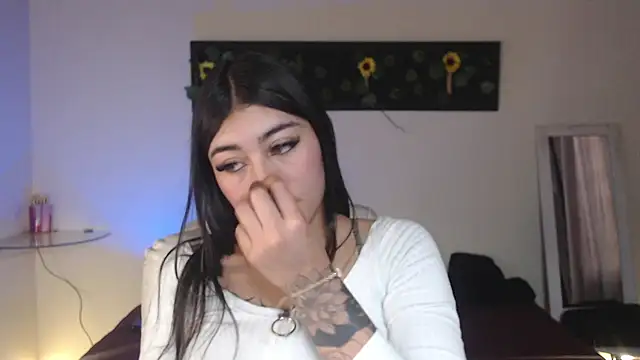 Snapshot of gabriella_live chatting on November 29, 2025, 7:25 pm gabriella live online show from November 29, 2025, 7:25 pm