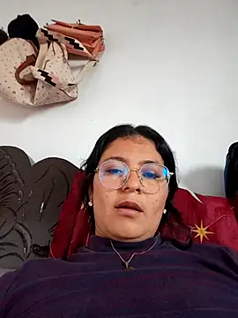 Lily-o online show from December 19, 2025, 3:03 pm