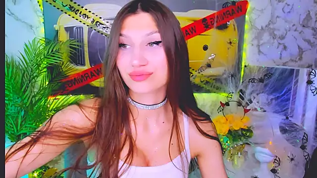 Snapshot of Mollyinyourmind chatting on October 28, 2025, 9:14 pm Mollyinyourmind online show from October 28, 2025, 9:14 pm