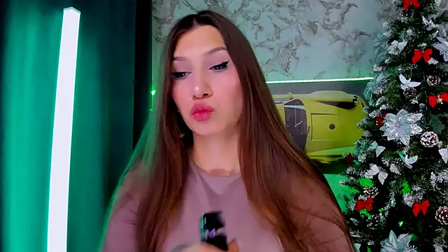 Mollyinyourmind online show from December 22, 2025, 1:50 am