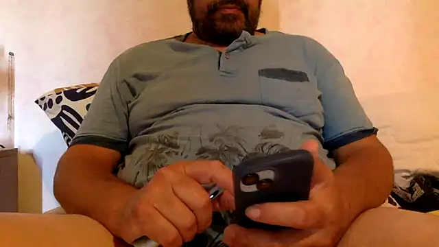 steve669 hot online show from July 4, 2026, 1:04 pm