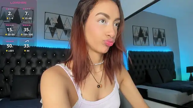 Snapshot of Ebonysweet__ chatting on October 15, 2025, 4:15 pm Ebonysweet online show from October 15, 2025, 4:15 pm