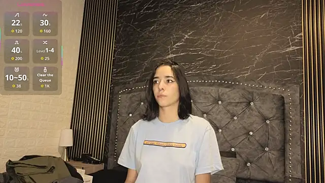 violett  golden online show from September 10, 2025, 5:39 am