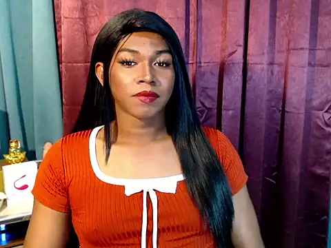 Snapshot of Milagrosa_xx chatting on June 25, 2026, 6:35 pm Milagrosa xx online show from June 25, 2026, 6:35 pm
