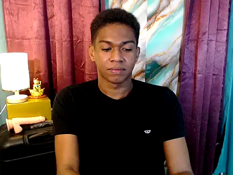 Milagrosa xx online show from February 5, 2026, 8:48 pm