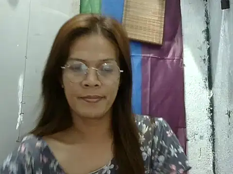 Snapshot of juicycum069 chatting on April 16, 2026, 10:23 pm juicycum069 online show from April 16, 2026, 10:23 pm