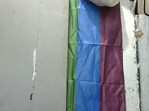 juicycum069 online show from March 9, 2026, 10:19 am