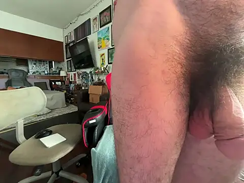 Snapshot of Pupscritch chatting on April 23, 2026, 1:57 pm Pupscritch online show from April 23, 2026, 1:57 pm