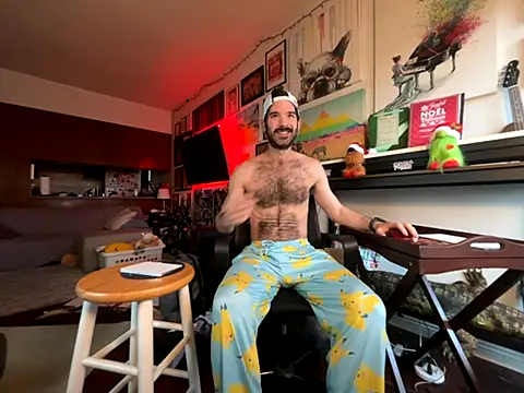 Pupscritch online show from November 18, 2025, 2:53 pm