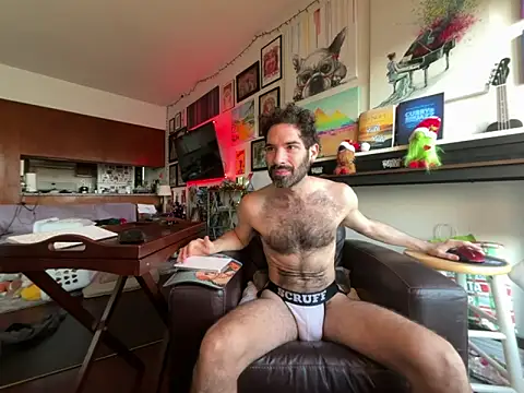 Pupscritch online show from December 17, 2025, 4:01 pm