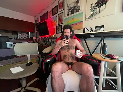 Snapshot of Pupscritch chatting on April 14, 2026, 1:49 pm Pupscritch online show from April 14, 2026, 1:49 pm
