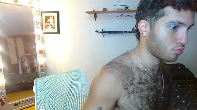 Snapshot of ocean_boy chatting on September 26, 2025, 6:48 pm ocean boy online show from September 26, 2025, 6:48 pm