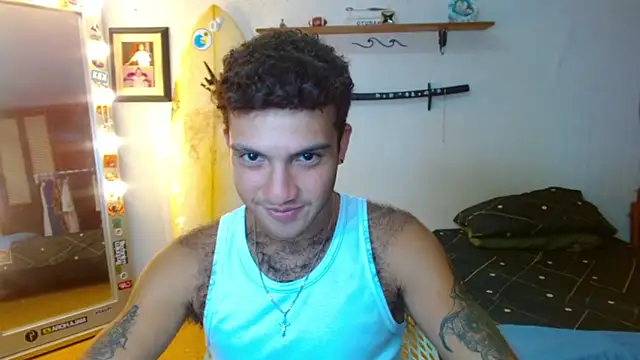 Snapshot of ocean_boy chatting on October 1, 2025, 8:13 pm ocean boy online show from October 1, 2025, 8:13 pm