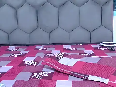 Diyaa Singh online show from October 21, 2025, 5:12 pm